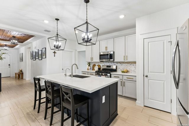 528 Dalton Cove, Cibolo, TX 78108