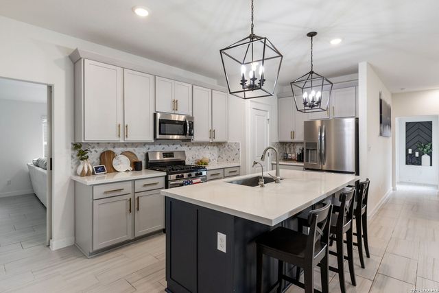 528 Dalton Cove, Cibolo, TX 78108