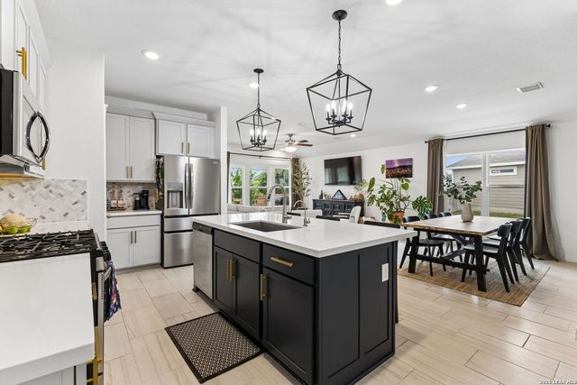 528 Dalton Cove, Cibolo, TX 78108