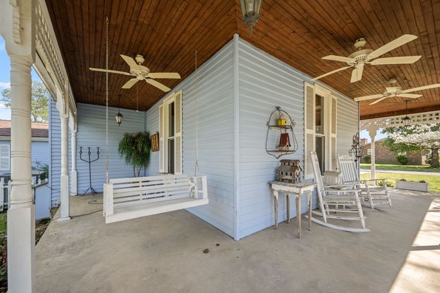 202 High Street, Bell Buckle, TN 37020