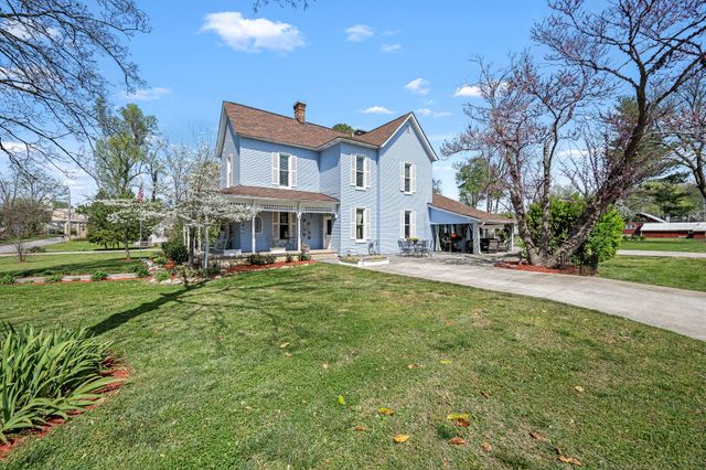 202 High Street, Bell Buckle, TN 37020