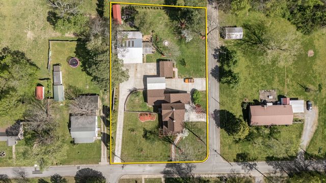 202 High Street, Bell Buckle, TN 37020