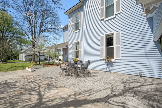 202 High Street, Bell Buckle, TN 37020