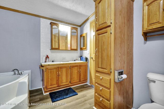 1987 W Isabella Road, Midland, MI 48640