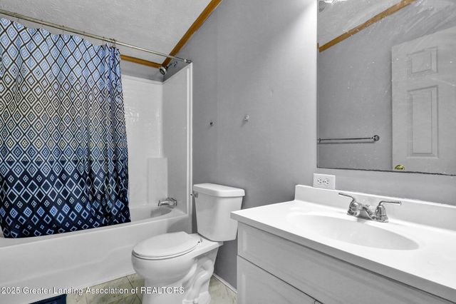 1987 W Isabella Road, Midland, MI 48640