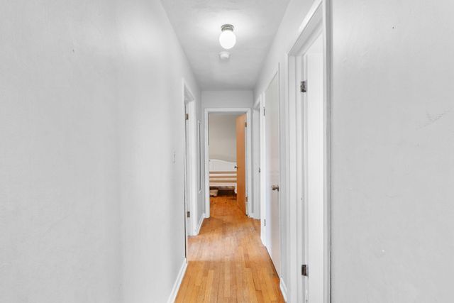 707 N Lone Pine Avenue, Springfield, MO 65802