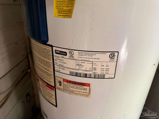 5685 Nicholas Ln, Pensacola, FL 32526