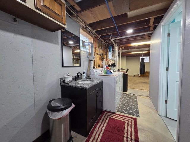 23304 Gingers Road, Muscoda, WI 53573