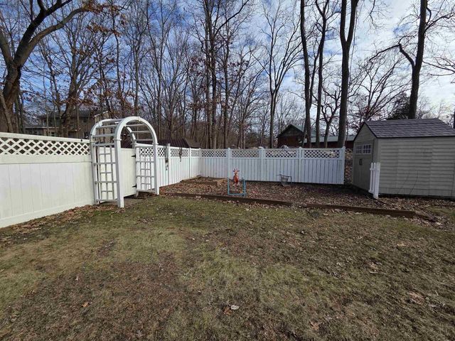 23304 Gingers Road, Muscoda, WI 53573