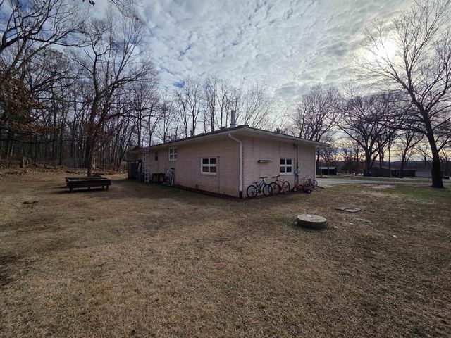 23304 Gingers Road, Muscoda, WI 53573