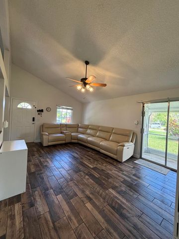 5415 Courtney Circle, Boynton Beach, FL 33472