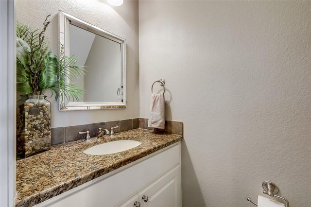 4000 Ranch Road 620 16, Austin, TX 78734