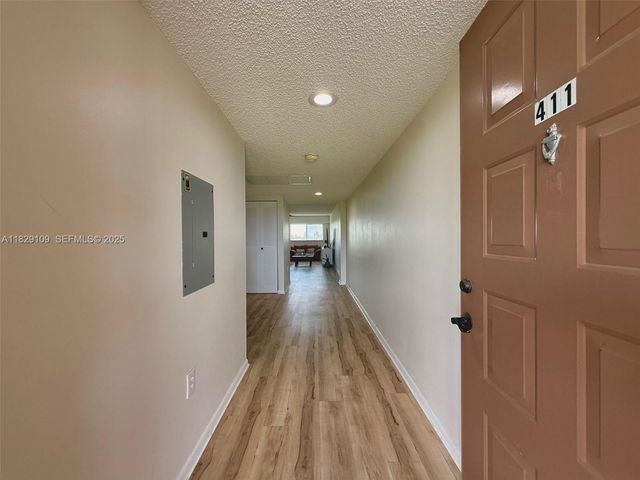 1400 SW 137th Avenue 411F, Pembroke Pines, FL 33027