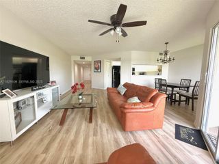 1400 SW 137th Avenue 411F, Pembroke Pines, FL 33027