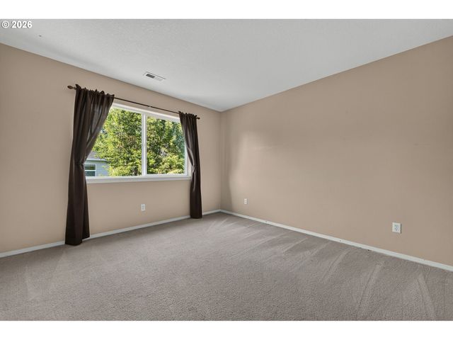 6022 Ne BIRCH St, Hillsboro, OR 97124