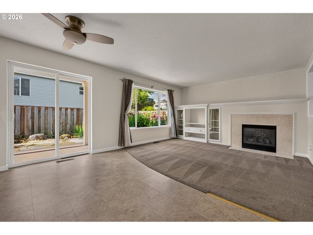 6022 Ne BIRCH St, Hillsboro, OR 97124