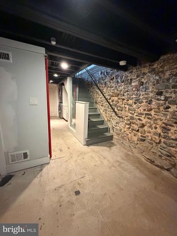 2346 SIDNEY AVE, Baltimore, MD 21230