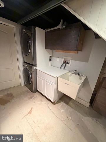 2346 SIDNEY AVE, Baltimore, MD 21230