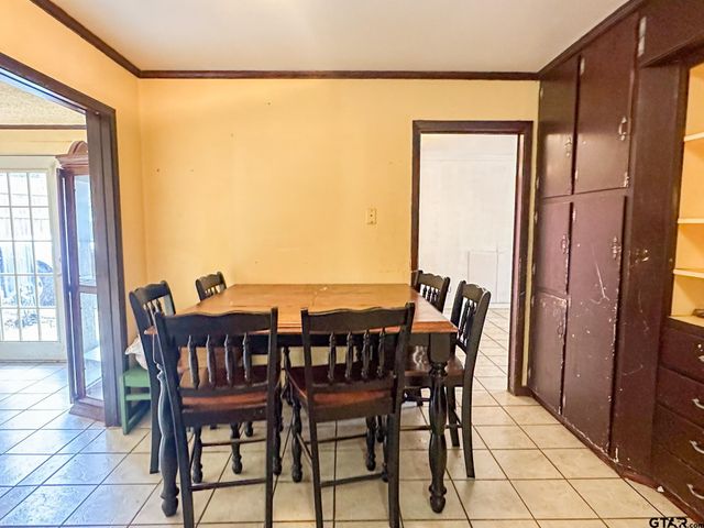1013 Austin Street, Jacksonville, TX 75766