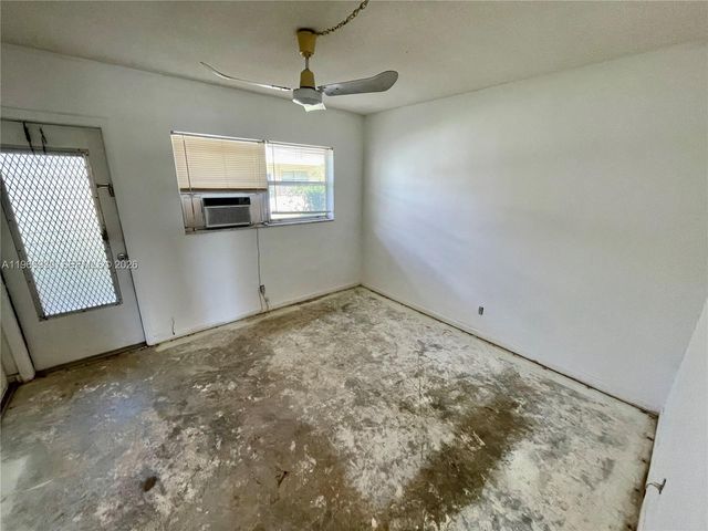 2081 NE 56th Street 101, Fort Lauderdale, FL 33308