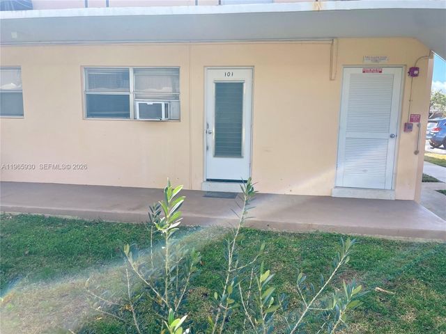 2081 NE 56th Street 101, Fort Lauderdale, FL 33308