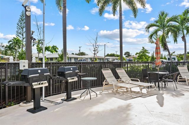 2081 NE 56th Street 101, Fort Lauderdale, FL 33308