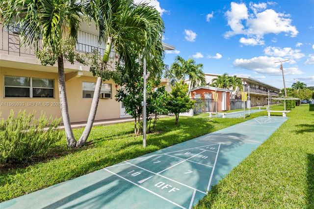 2081 NE 56th Street 101, Fort Lauderdale, FL 33308