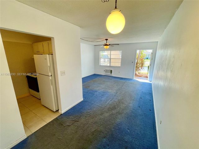2081 NE 56th Street 101, Fort Lauderdale, FL 33308