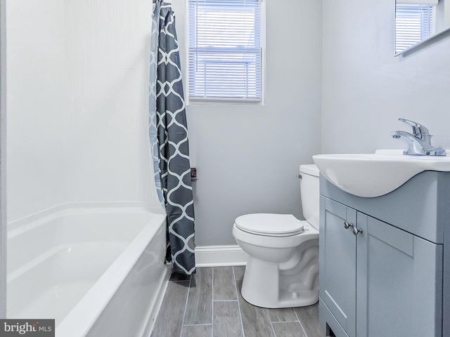 211 MAIN ST, Dundalk, MD 21222