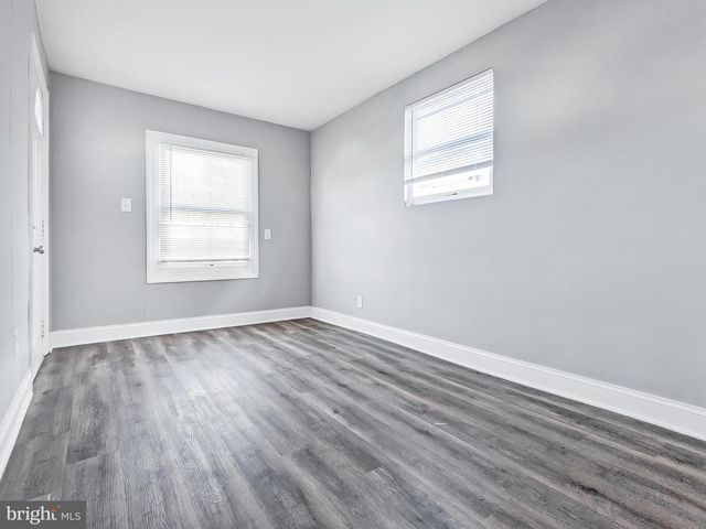 211 MAIN ST, Dundalk, MD 21222