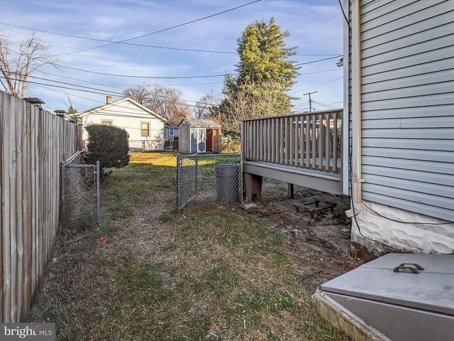 211 MAIN ST, Dundalk, MD 21222