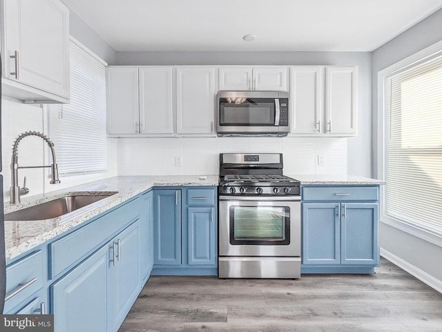 211 MAIN ST, Dundalk, MD 21222