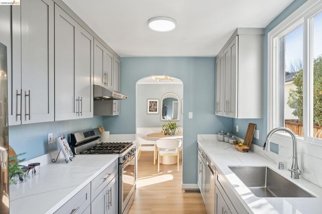 606 Masonic Ave, Albany, CA 94706