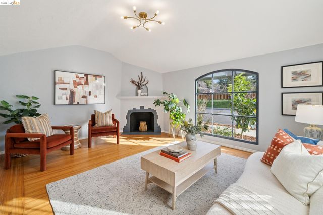 606 Masonic Ave, Albany, CA 94706