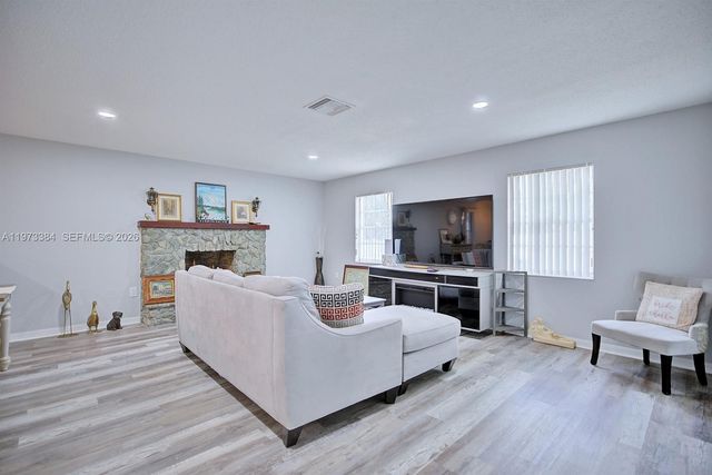 1718 Theon Street, Sebring, FL 33870