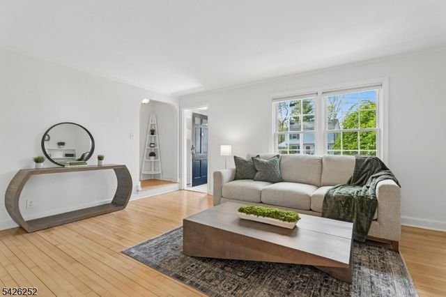 145 Bryant Ave, Springfield Twp., NJ 07081