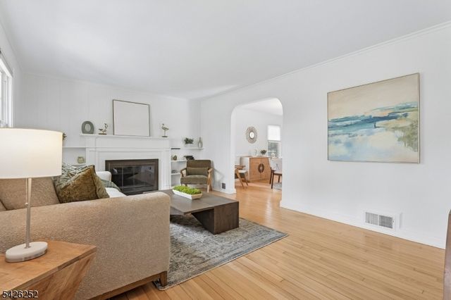 145 Bryant Ave, Springfield Twp., NJ 07081