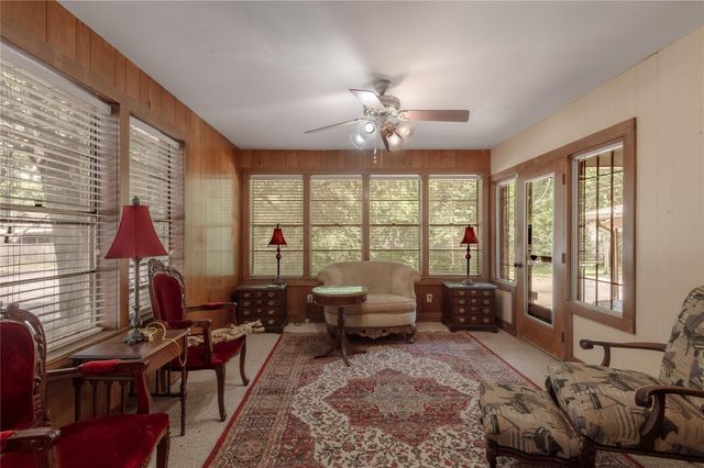 100 W Caroline Street, Trinity, TX 75862