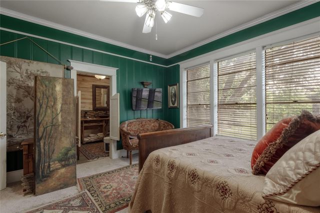 100 W Caroline Street, Trinity, TX 75862
