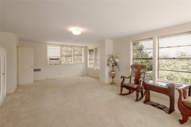 100 W Caroline Street, Trinity, TX 75862