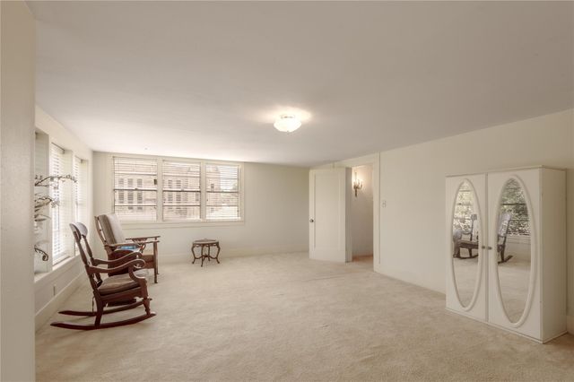 100 W Caroline Street, Trinity, TX 75862