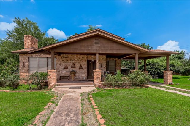 100 W Caroline Street, Trinity, TX 75862