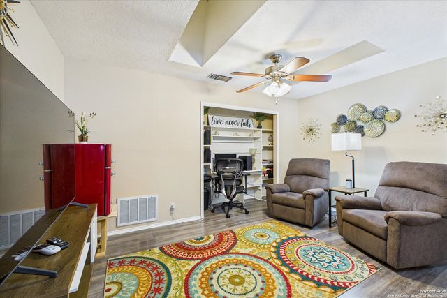 14026 Fairway Oaks, San Antonio, TX 78217