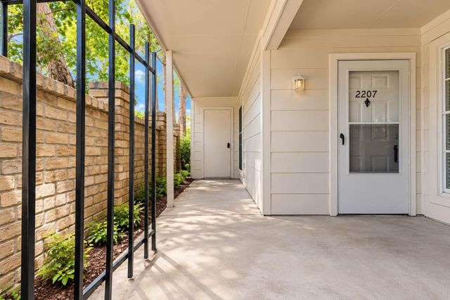 2800 Jeanetta Street 2207, Houston, TX 77063