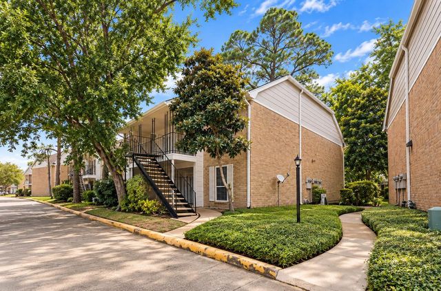 2800 Jeanetta Street 2207, Houston, TX 77063
