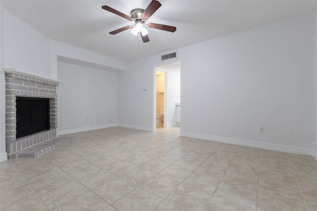 2800 Jeanetta Street 2207, Houston, TX 77063