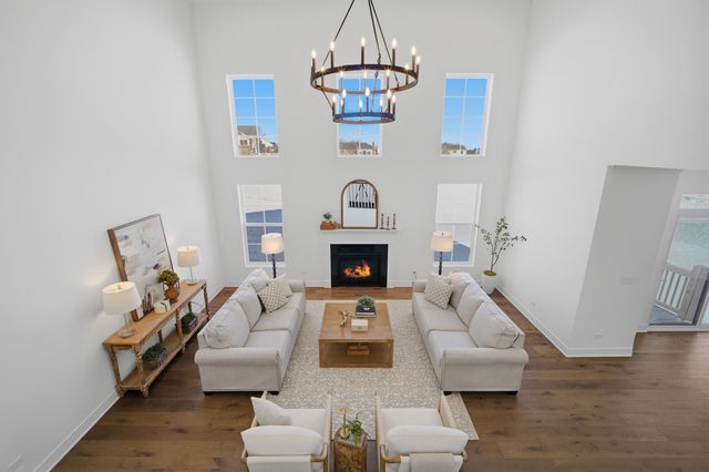 4 Crystal Downs Drive, Hawthorn Woods, IL 60047