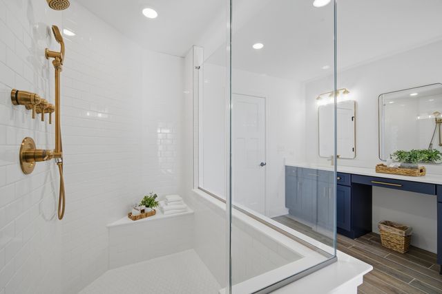 4 Crystal Downs Drive, Hawthorn Woods, IL 60047