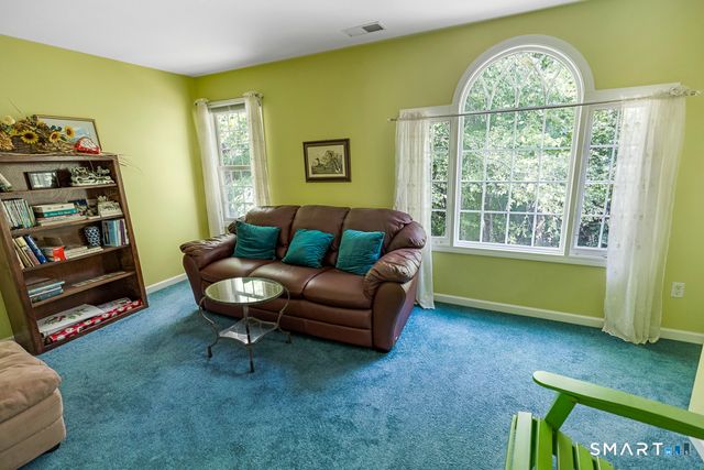 9 Taylor Ridge Road, Clinton, CT 06413