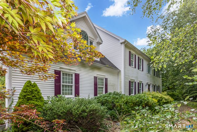 9 Taylor Ridge Road, Clinton, CT 06413